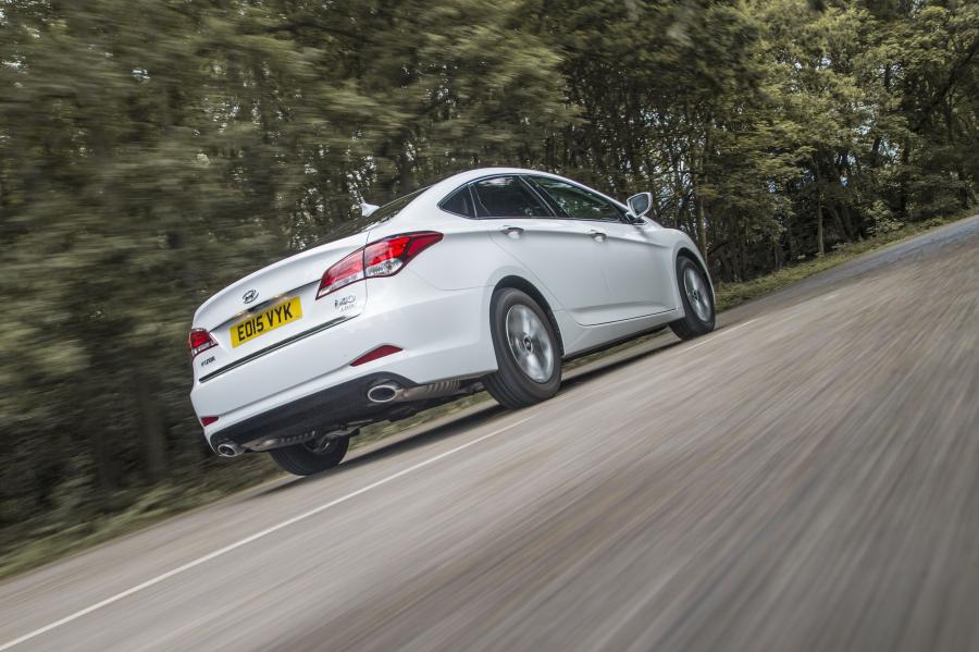  Hyundai i40 Sedan 2015 года  (UK) (фото 22 из 22)